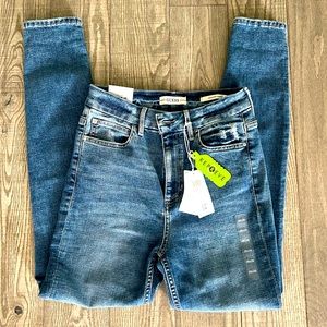 Brand new Women high rise skinny guess jeans